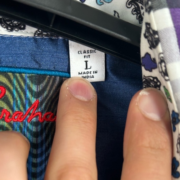 Robert Graham Geometric Short Sleeved Button Down - Picture 4 of 6